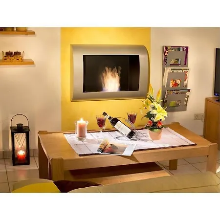 1-bedroom *